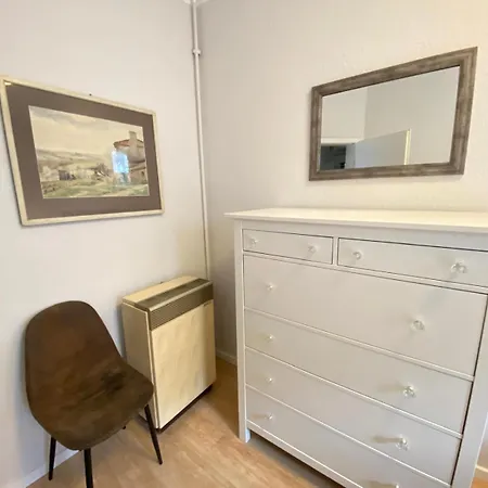 Stilvoll Wohnen In Top-lage Apartment